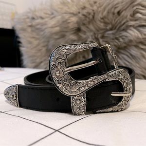 Boho/ Vintage Style Belt - Black & Silver 105cm